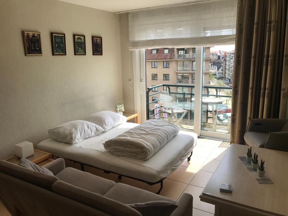 Appt Pablo Met Prive-Garage, Vlakbij Zee, In Koksijde-Bad Leilighet Eksteriør bilde