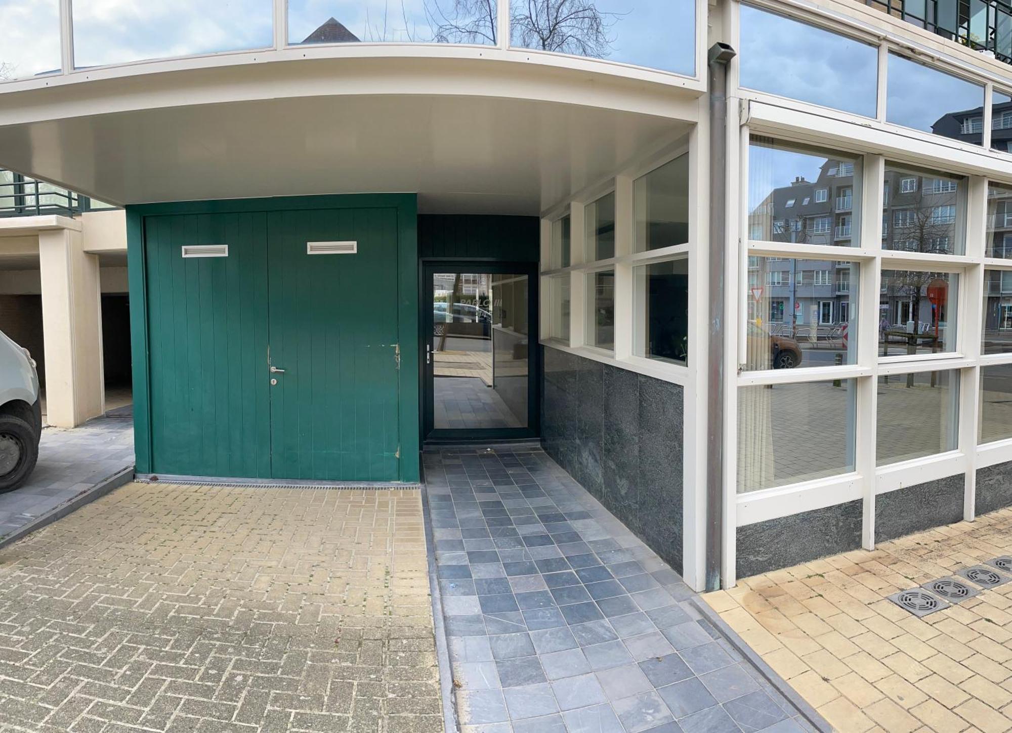 Appt Pablo Met Prive-Garage, Vlakbij Zee, In Koksijde-Bad Leilighet Eksteriør bilde
